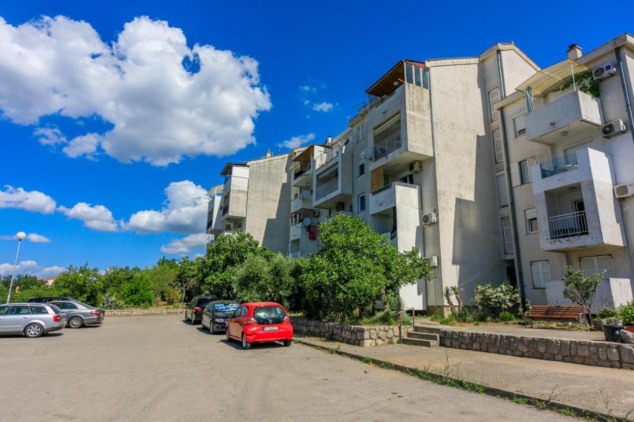 Apartment Pek Цриквеница Экстерьер фото